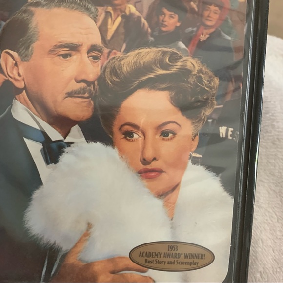 Vintage VHS Studio Classic TITANIC. - Picture 2 of 5